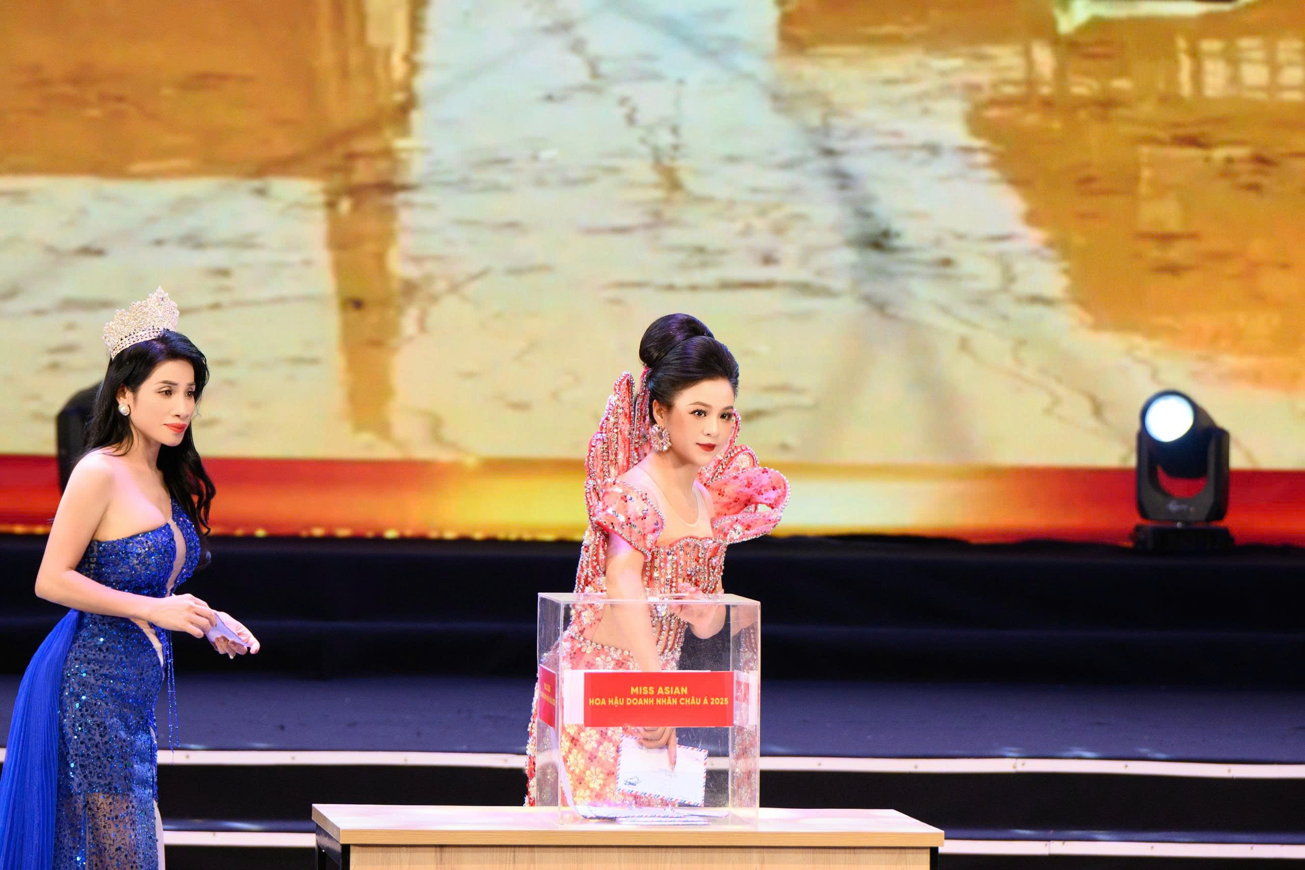 z7181206836280_2b2c6e82ee7a346daf59aa41aa1befb9