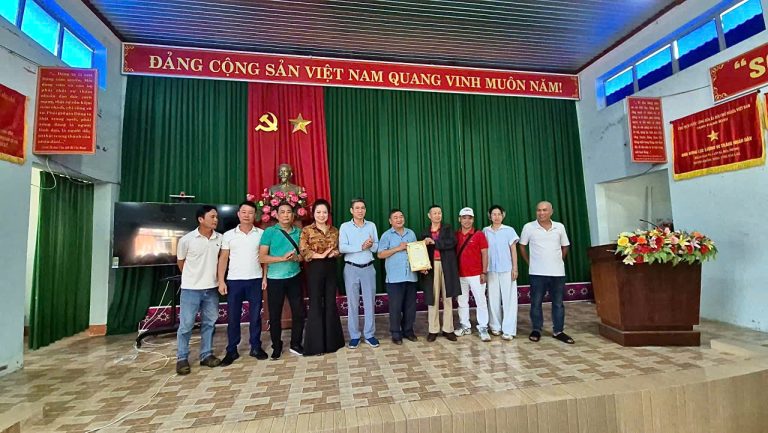 z7299472481286_2ba83c966ed80aba461d64317132b269