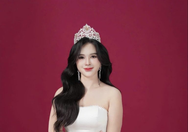 z7700957592634_6799d07ef1b03057832d6d28875db4fc